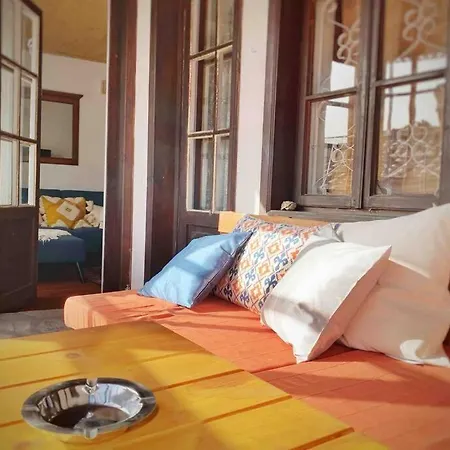 The Secret Lodge- New With Private Garage, Entire House شقة فيليكو ترنوفو